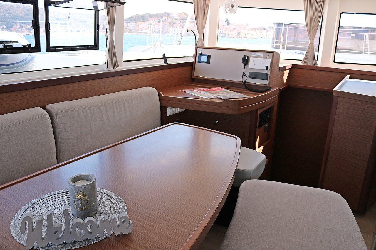 Lagoon 42 - 4 + 2 cab., picture 35