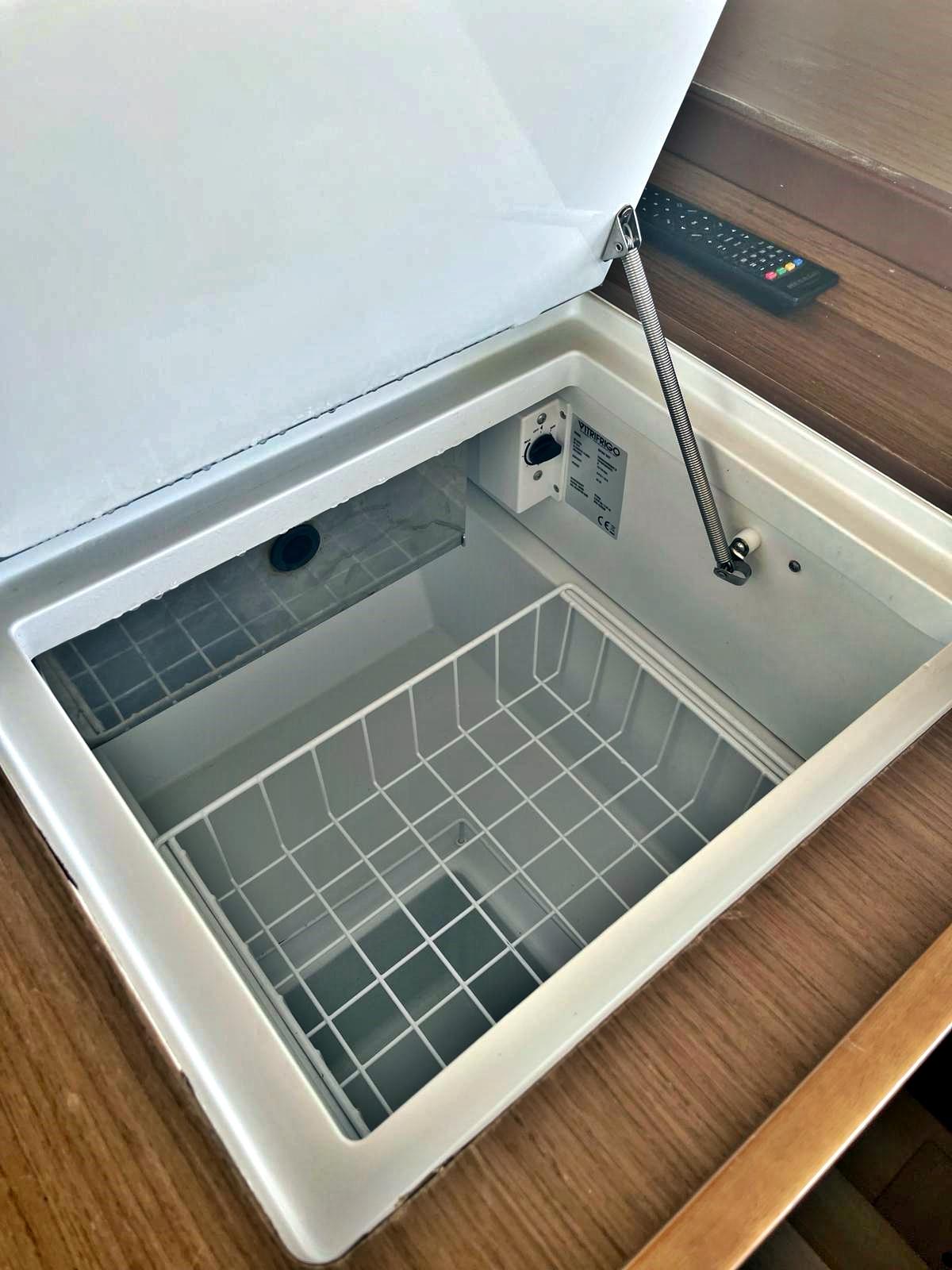 Lagoon 42 - 4 + 2 cab., picture 14