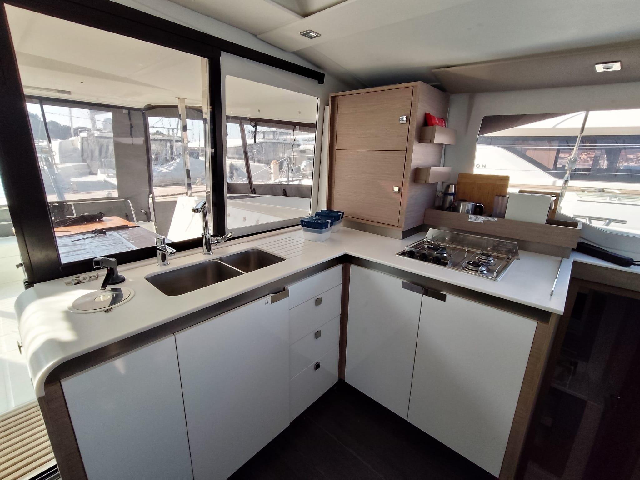 Fountaine Pajot Isla 40 - 3 cab., picture 19