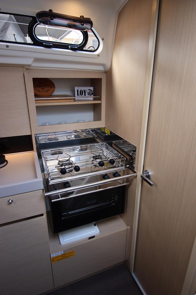 Oceanis 34.1, picture 17