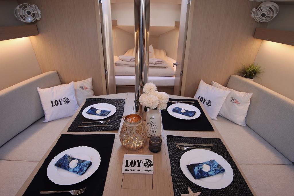 Oceanis 34.1, picture 24