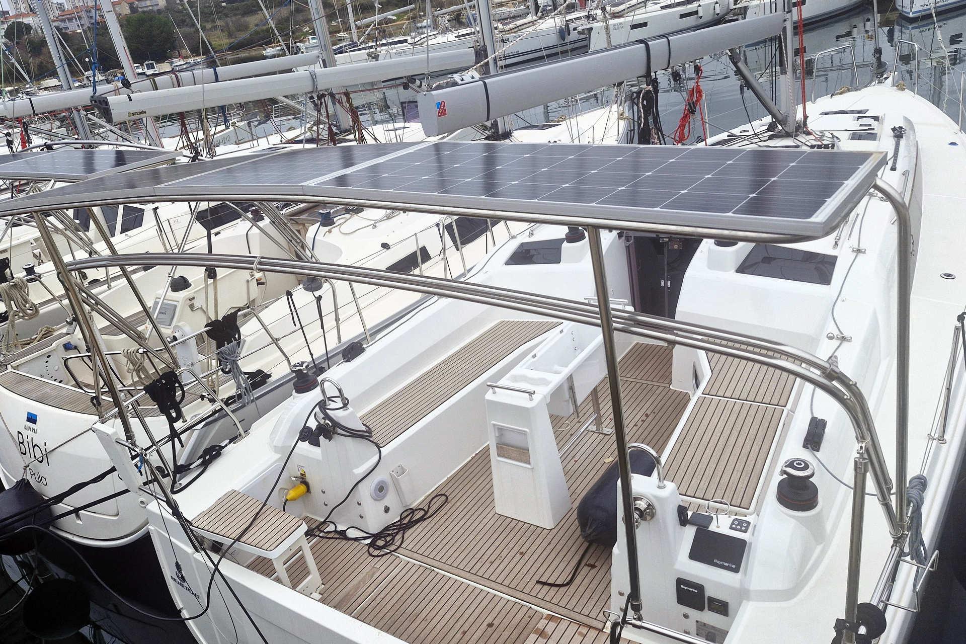 Oceanis 37.1, picture 3