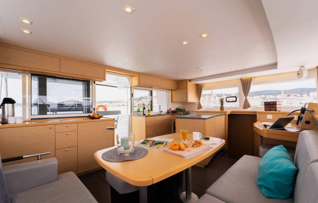 Lagoon 450 F - 4 + 2 cab., picture 12