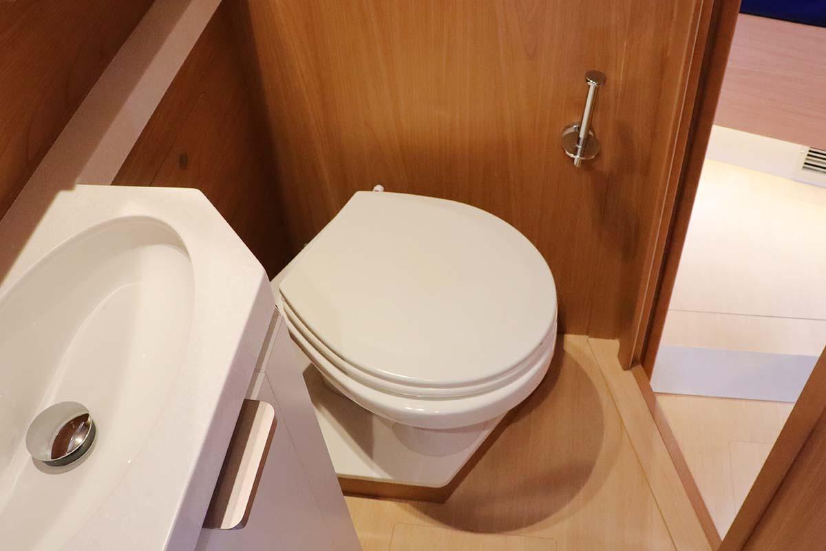 Bali 5.4 - 6 + 2 cab., picture 14