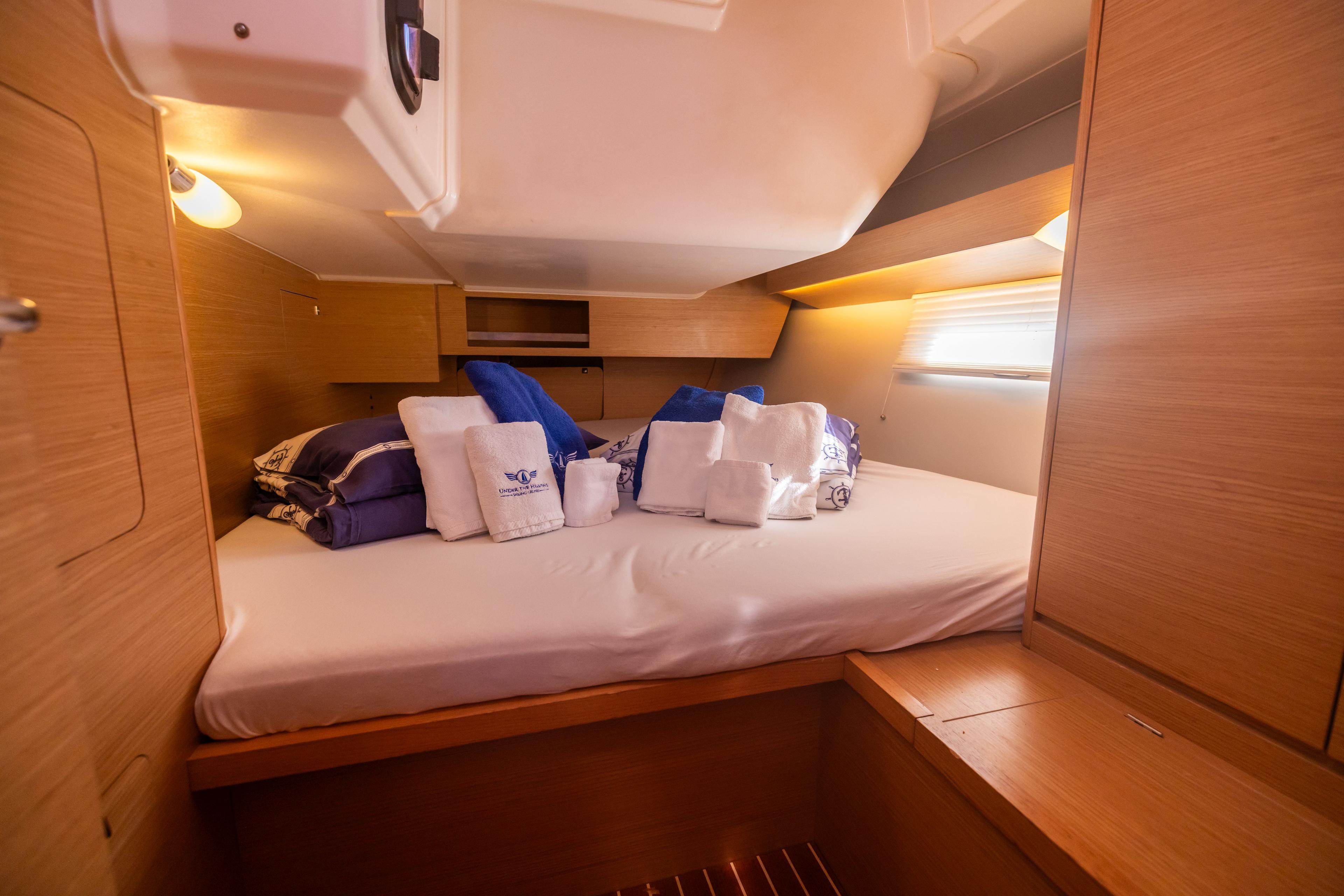 Dufour 430, picture 13