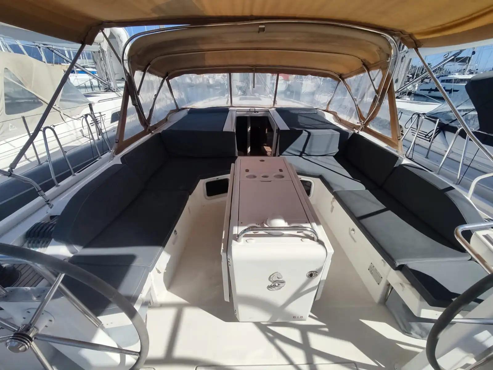 Oceanis 51.1 - 5 + 1 cab., picture 5