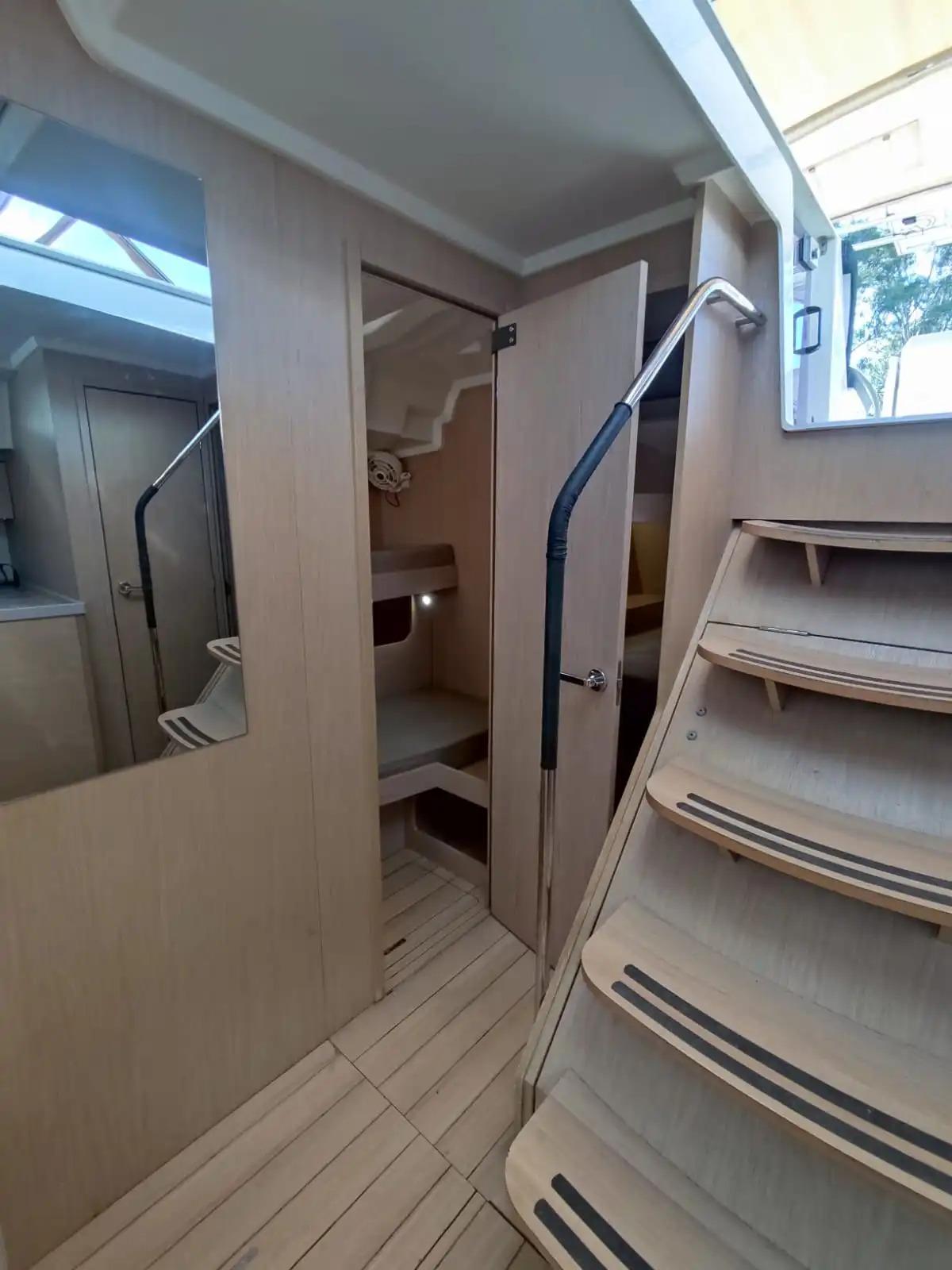 Oceanis 51.1 - 5 + 1 cab., picture 10