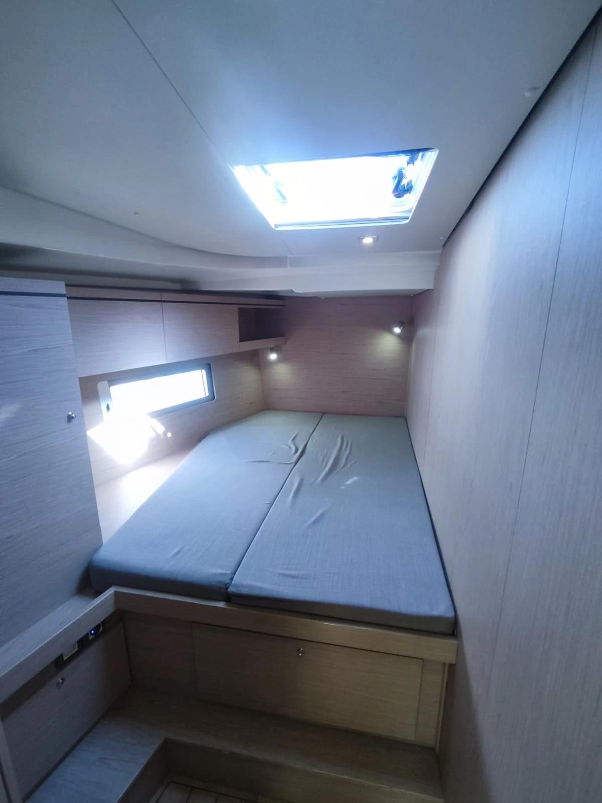 Oceanis 51.1 - 5 + 1 cab., picture 14