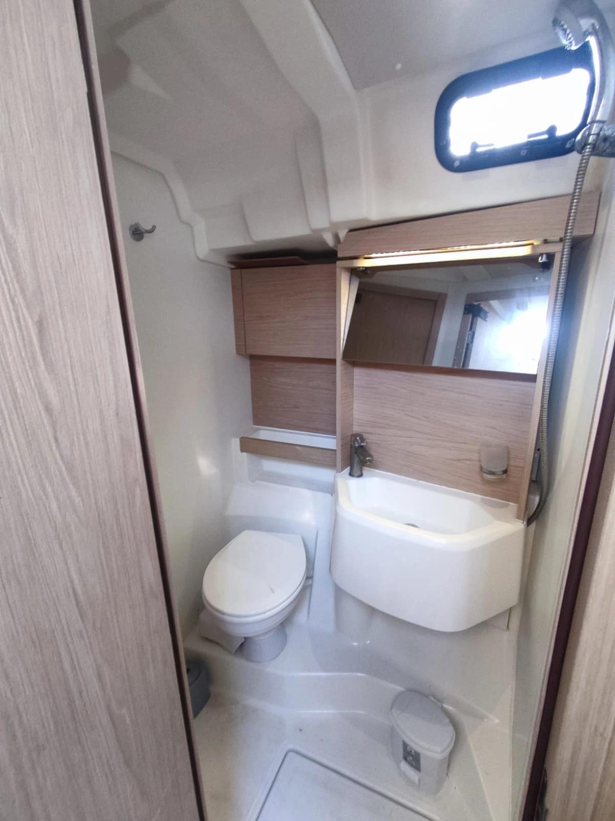 Oceanis 51.1 - 5 + 1 cab., picture 19