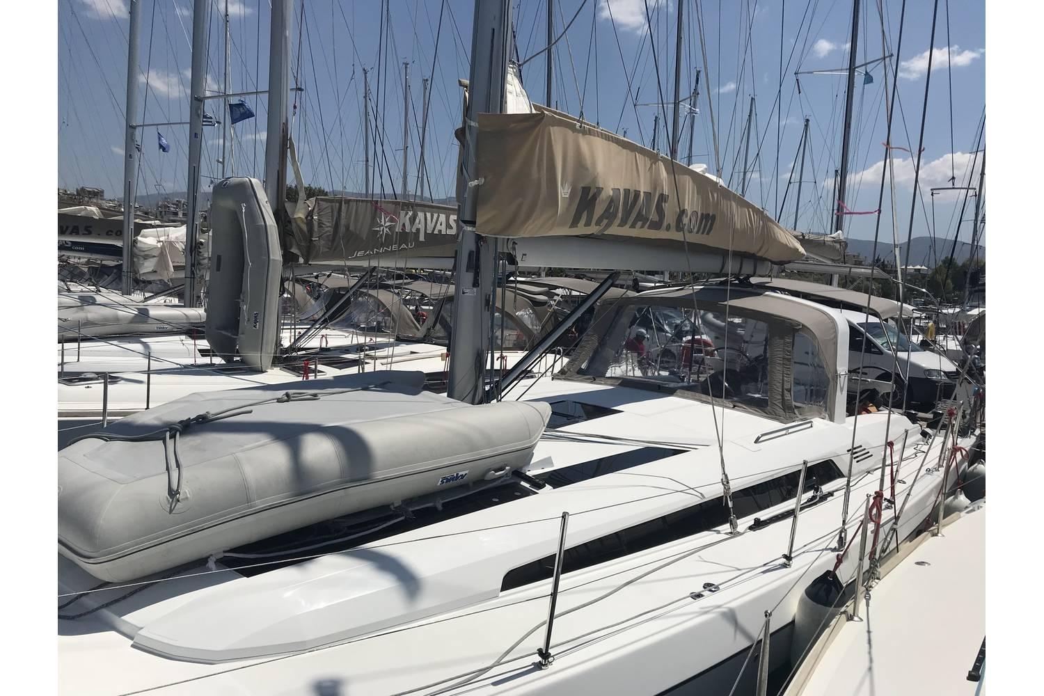 Oceanis 51.1, picture 12