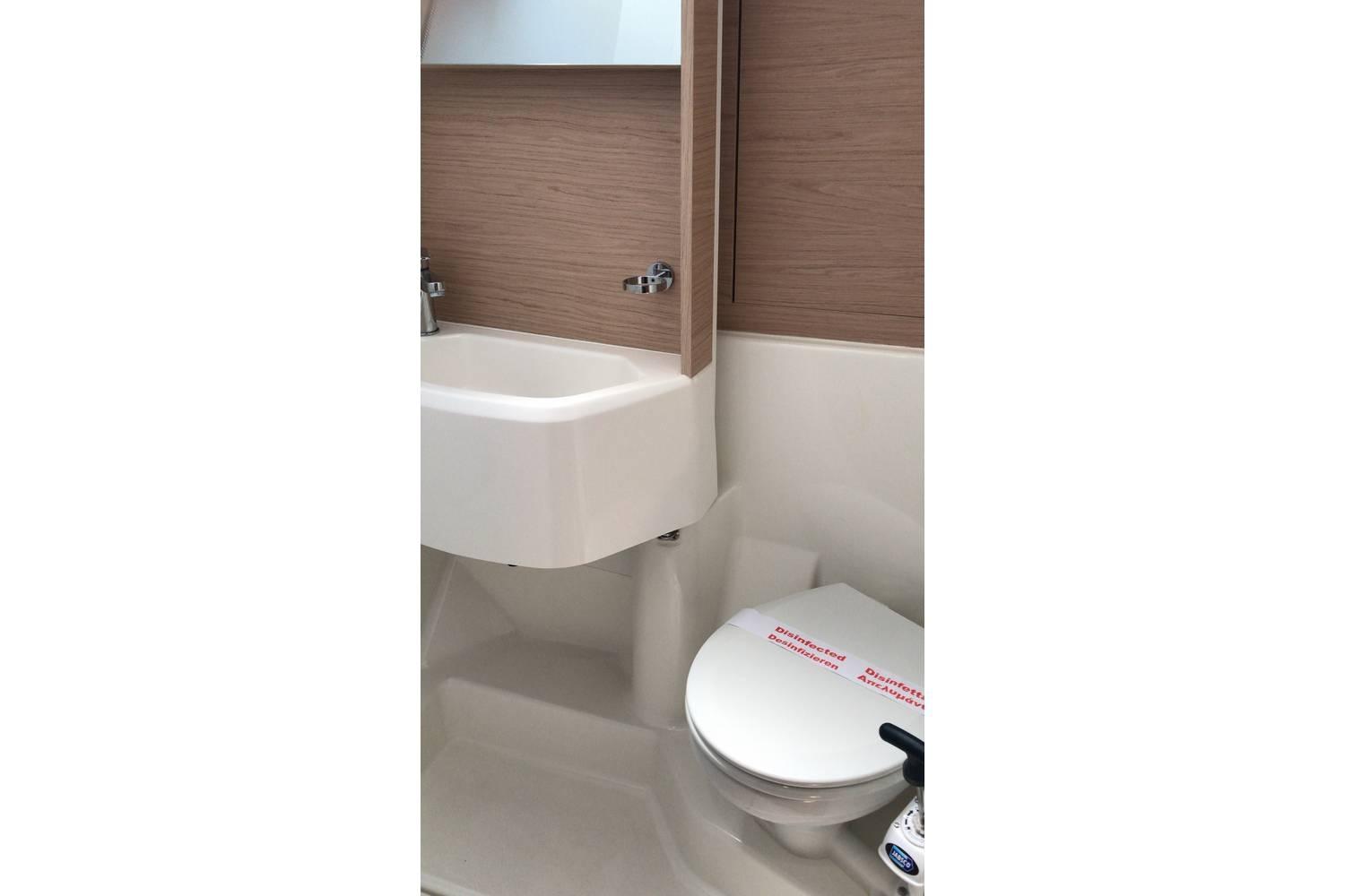 Oceanis 51.1, picture 8