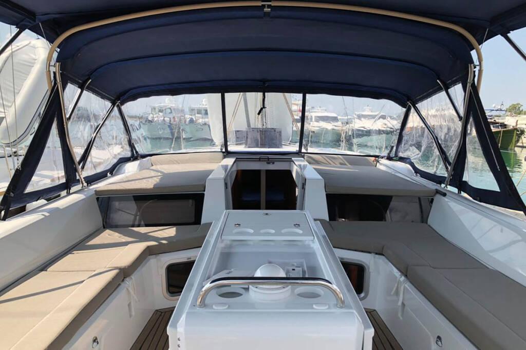 Oceanis 51.1, picture 7