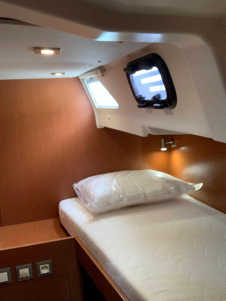 Oceanis 51.1, picture 22