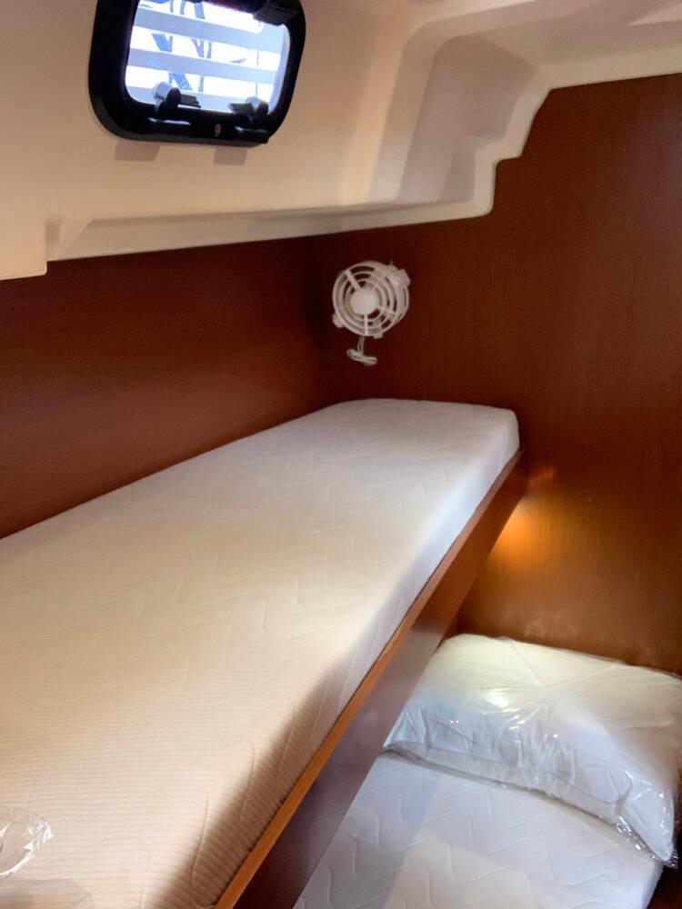 Oceanis 51.1, picture 23