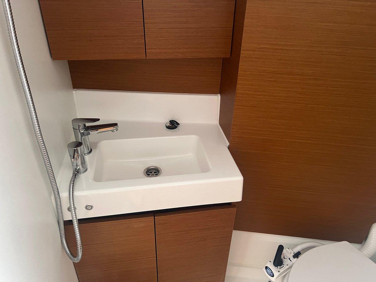 Sun Odyssey 380 - 3 cab., picture 10