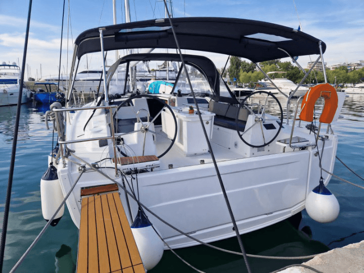 Oceanis 40.1, picture 4