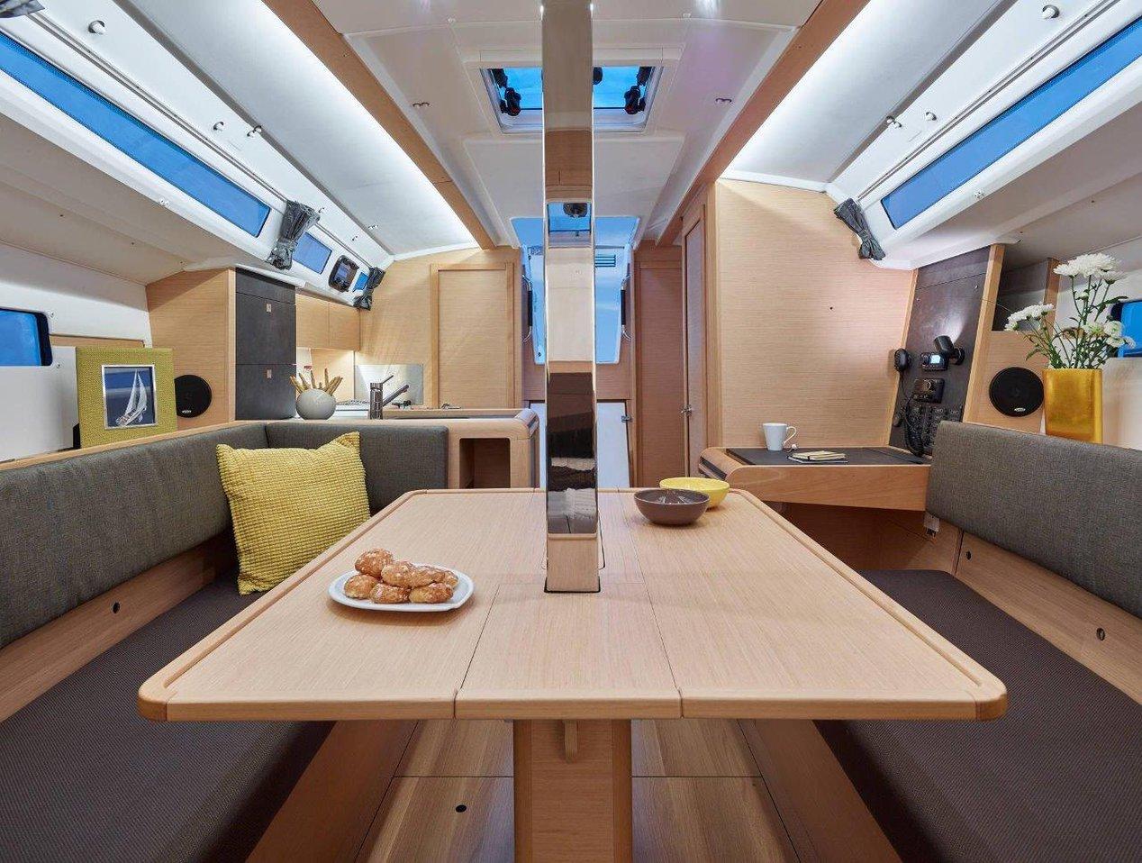 Sun Odyssey 349 - 2 cab., picture 7