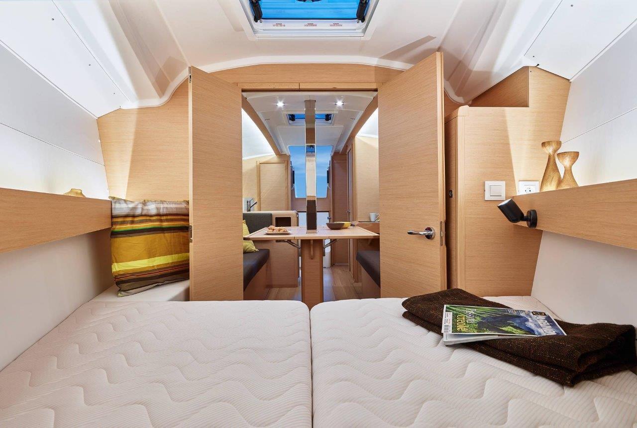 Sun Odyssey 349 - 2 cab., picture 16