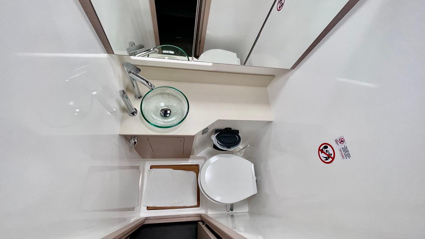 Dufour 48 Catamaran - 5 + 1 cab., picture 31