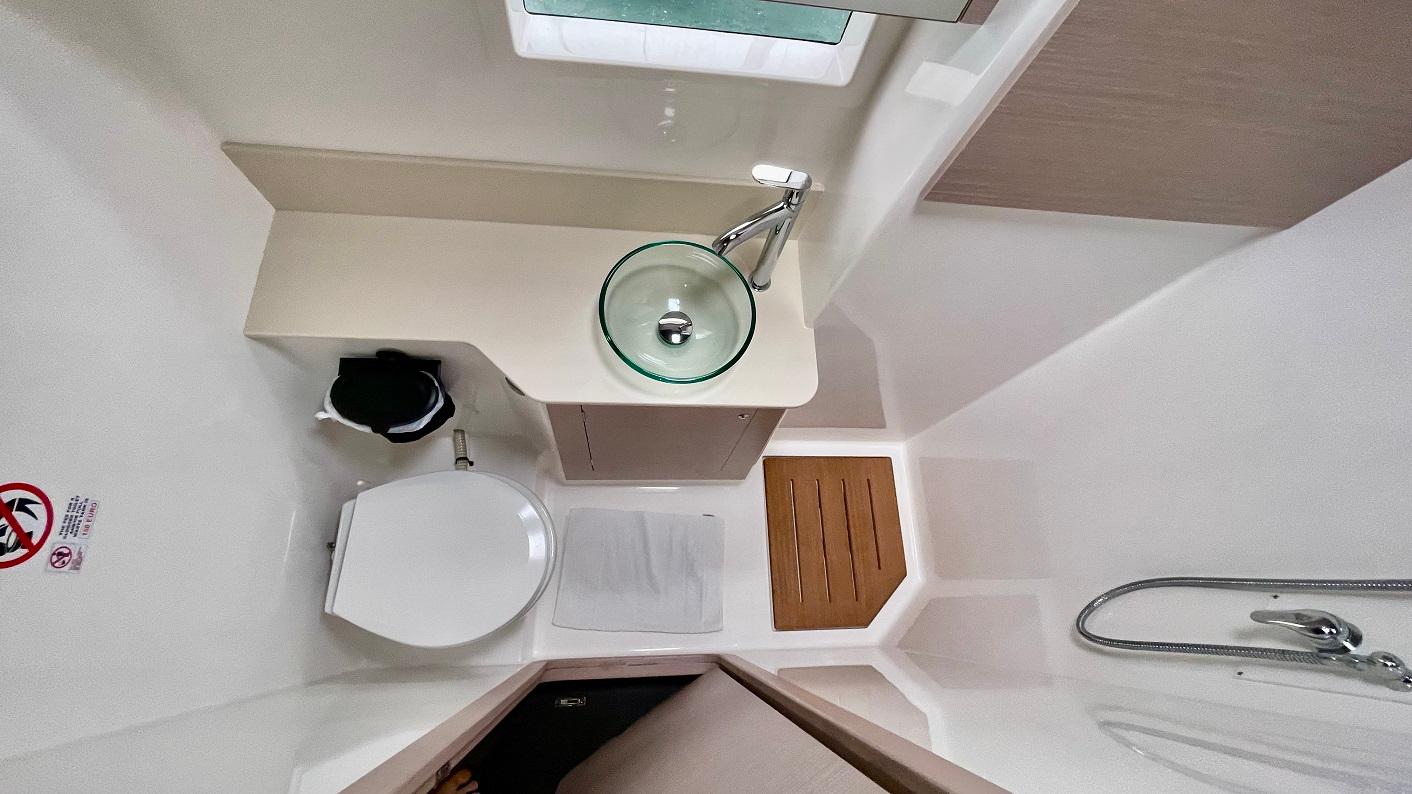 Dufour 48 Catamaran - 5 + 1 cab., picture 33