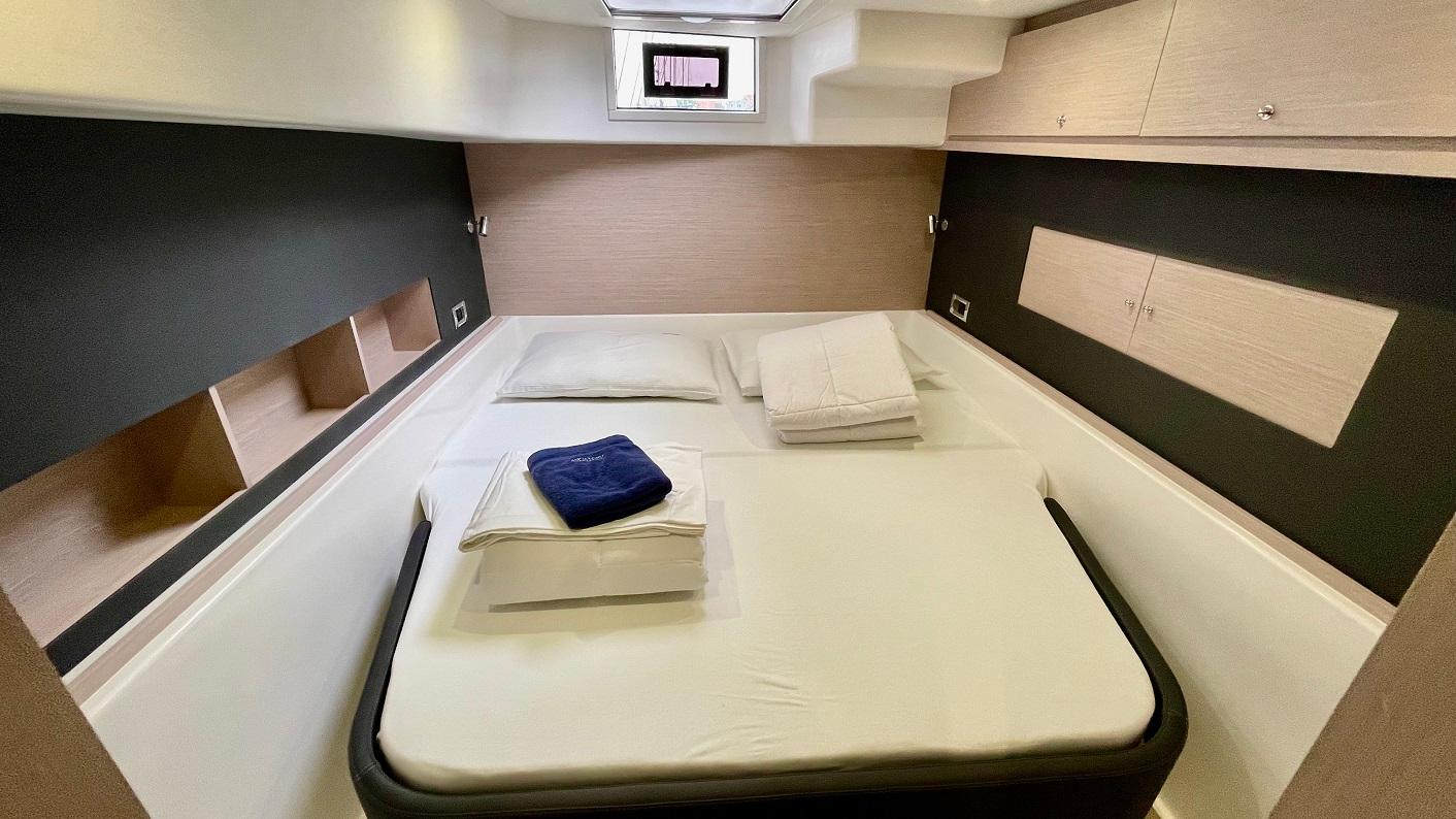 Dufour 48 Catamaran - 5 + 1 cab., picture 29