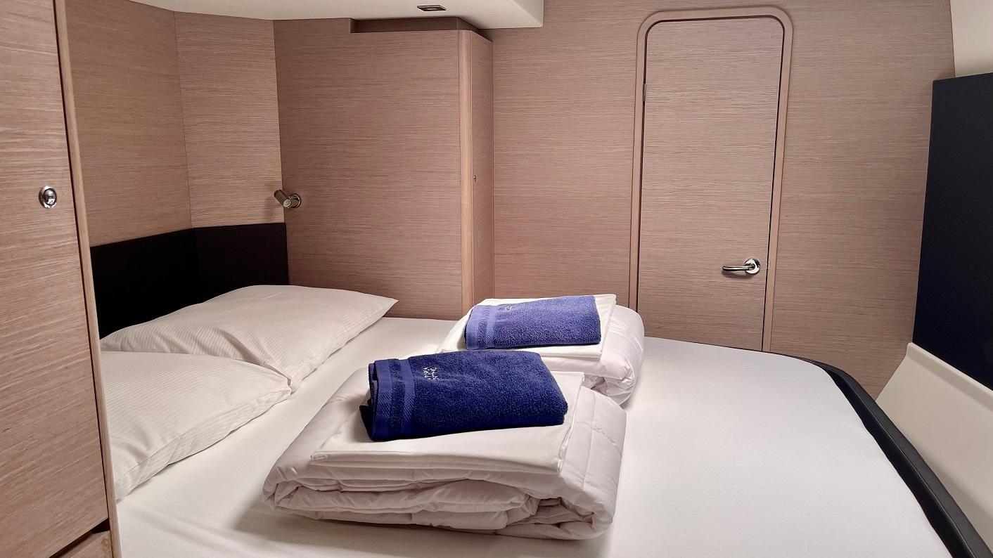 Dufour 48 Catamaran - 5 + 1 cab., picture 23