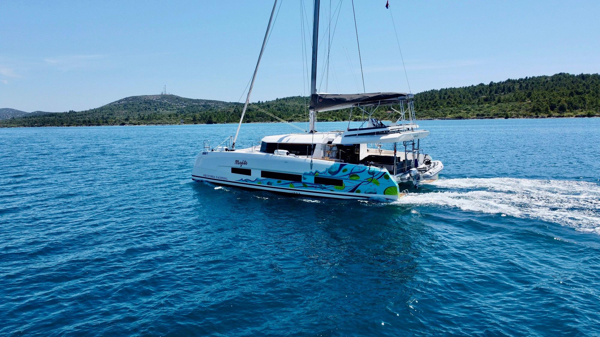 Dufour 48 Catamaran - 5 + 1 cab., picture 11