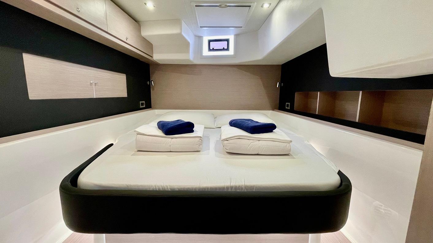 Dufour 48 Catamaran - 5 + 1 cab., picture 26