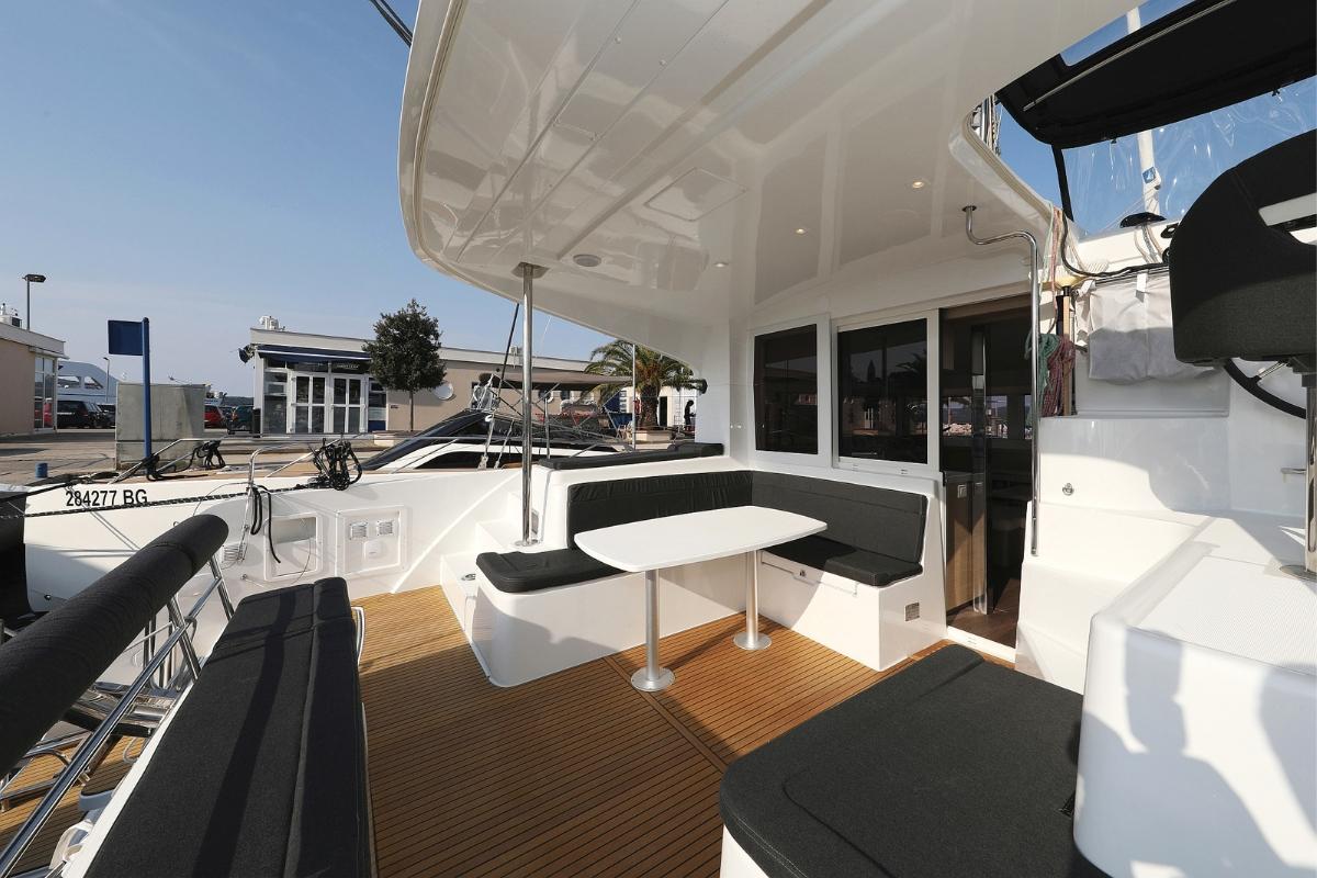 Lagoon 40 - 4 + 2 cab, picture 6