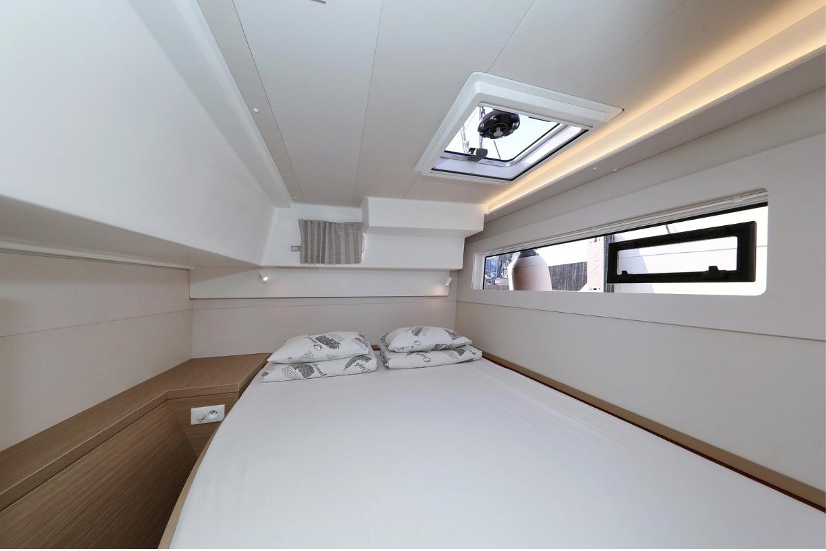 Lagoon 40 - 4 + 2 cab, picture 12