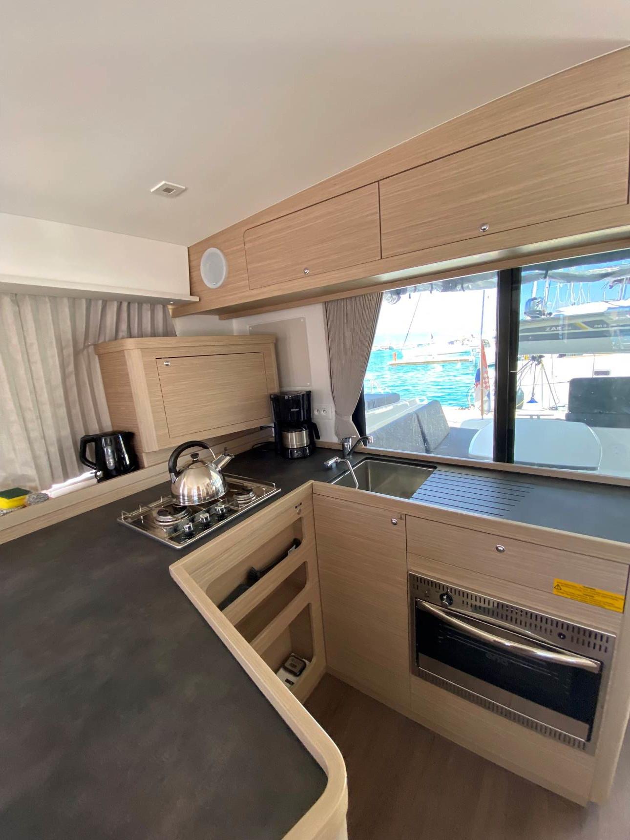 Lagoon 42 - 4 + 2 cab., picture 15