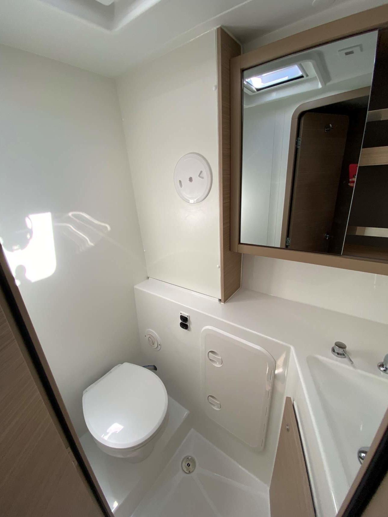 Lagoon 42 - 4 + 2 cab., picture 28