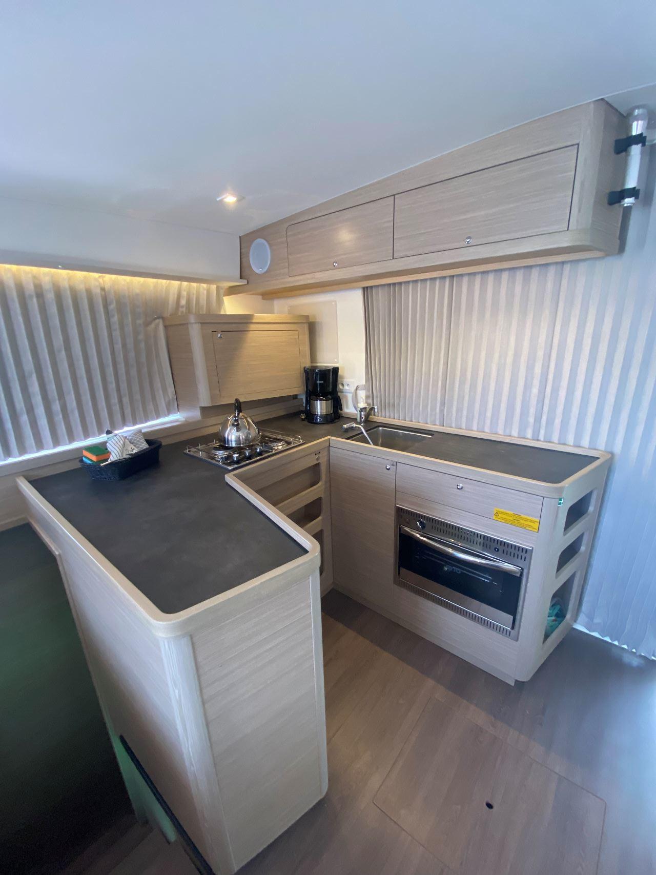 Lagoon 42 - 4 + 2 cab., picture 16