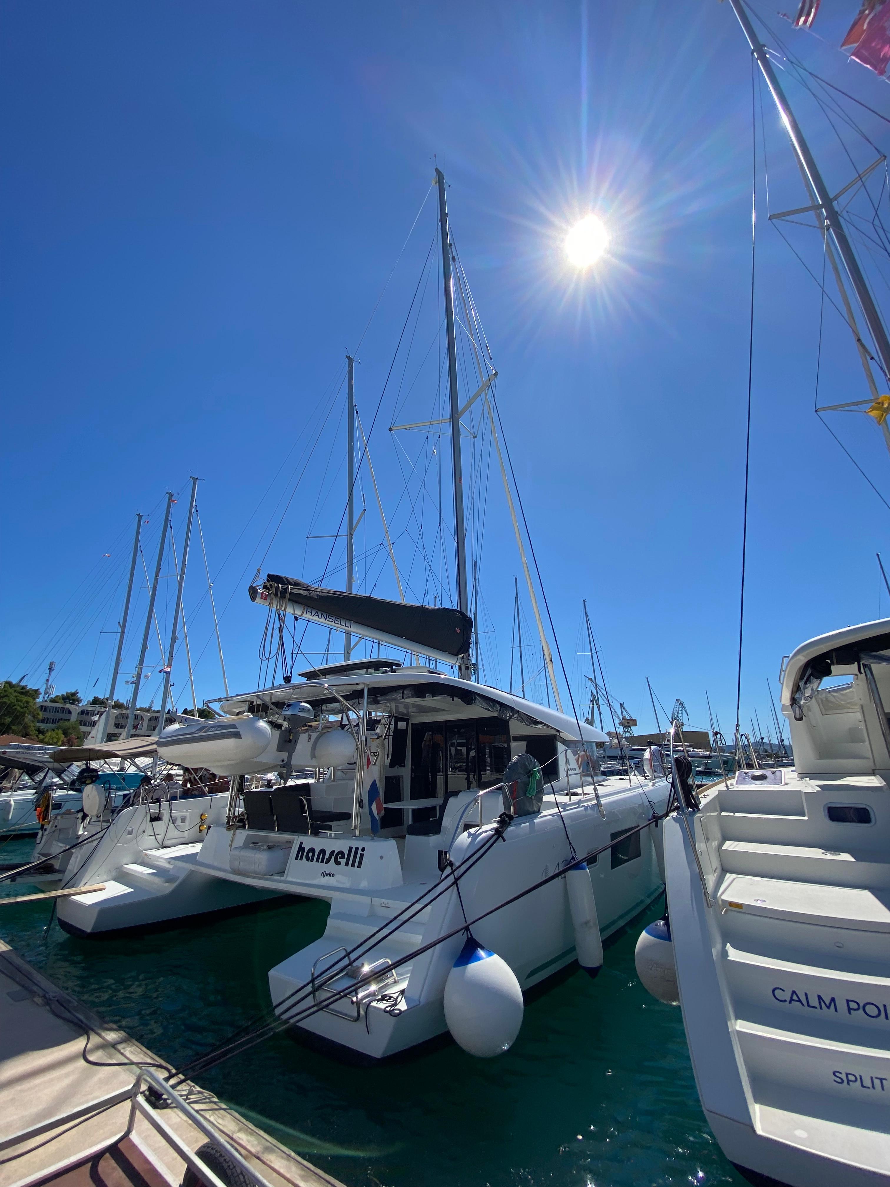 Lagoon 42 - 4 + 2 cab., picture 4