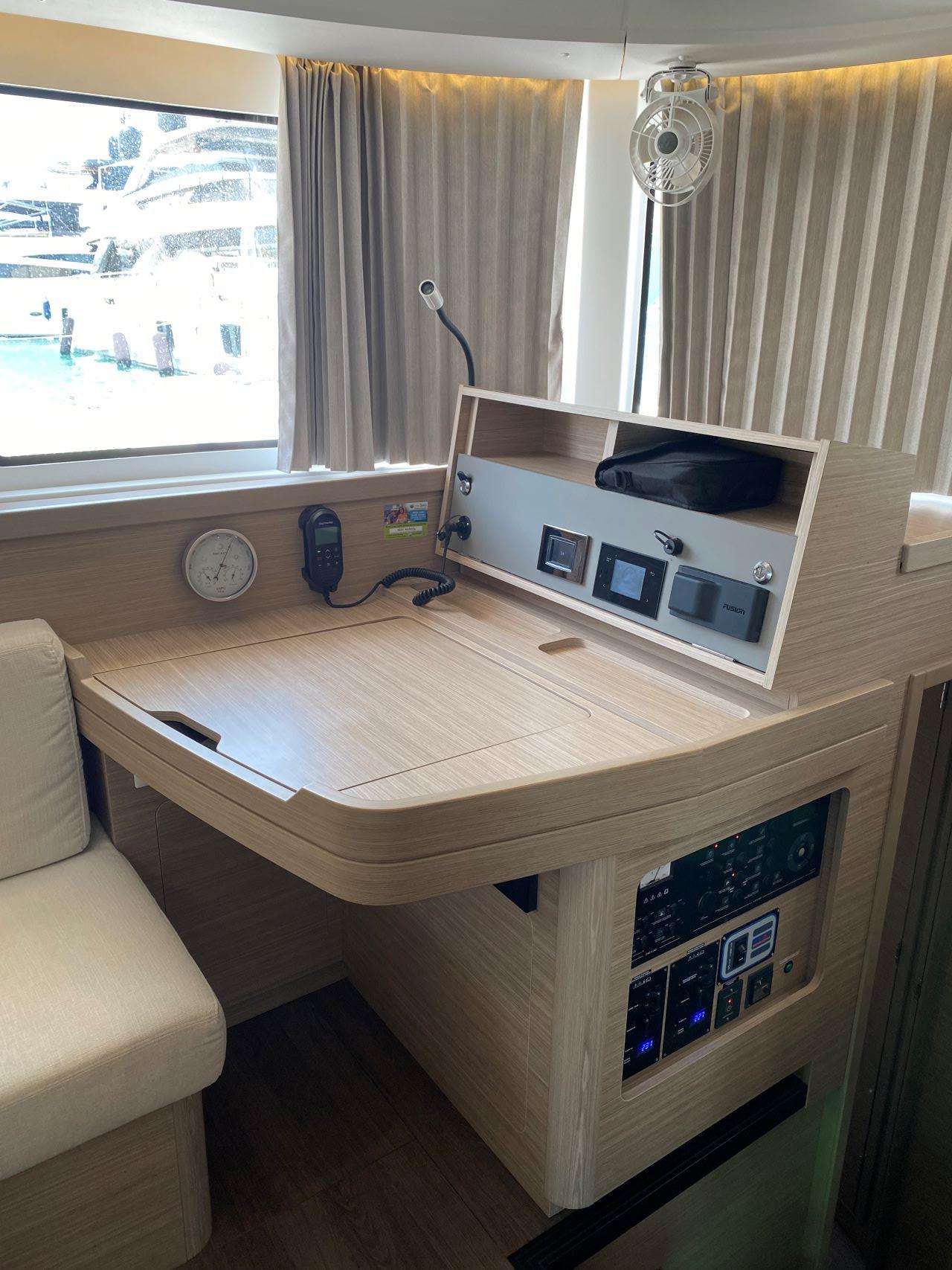 Lagoon 42 - 4 + 2 cab., picture 17