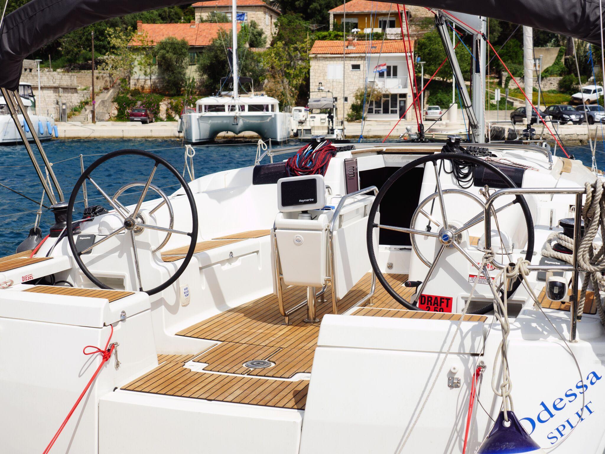 Sun Odyssey 449, picture 4