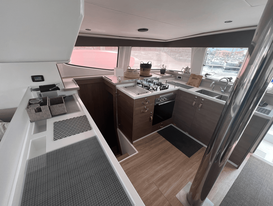 Bali 4.4 - 4 + 2 cab., picture 11