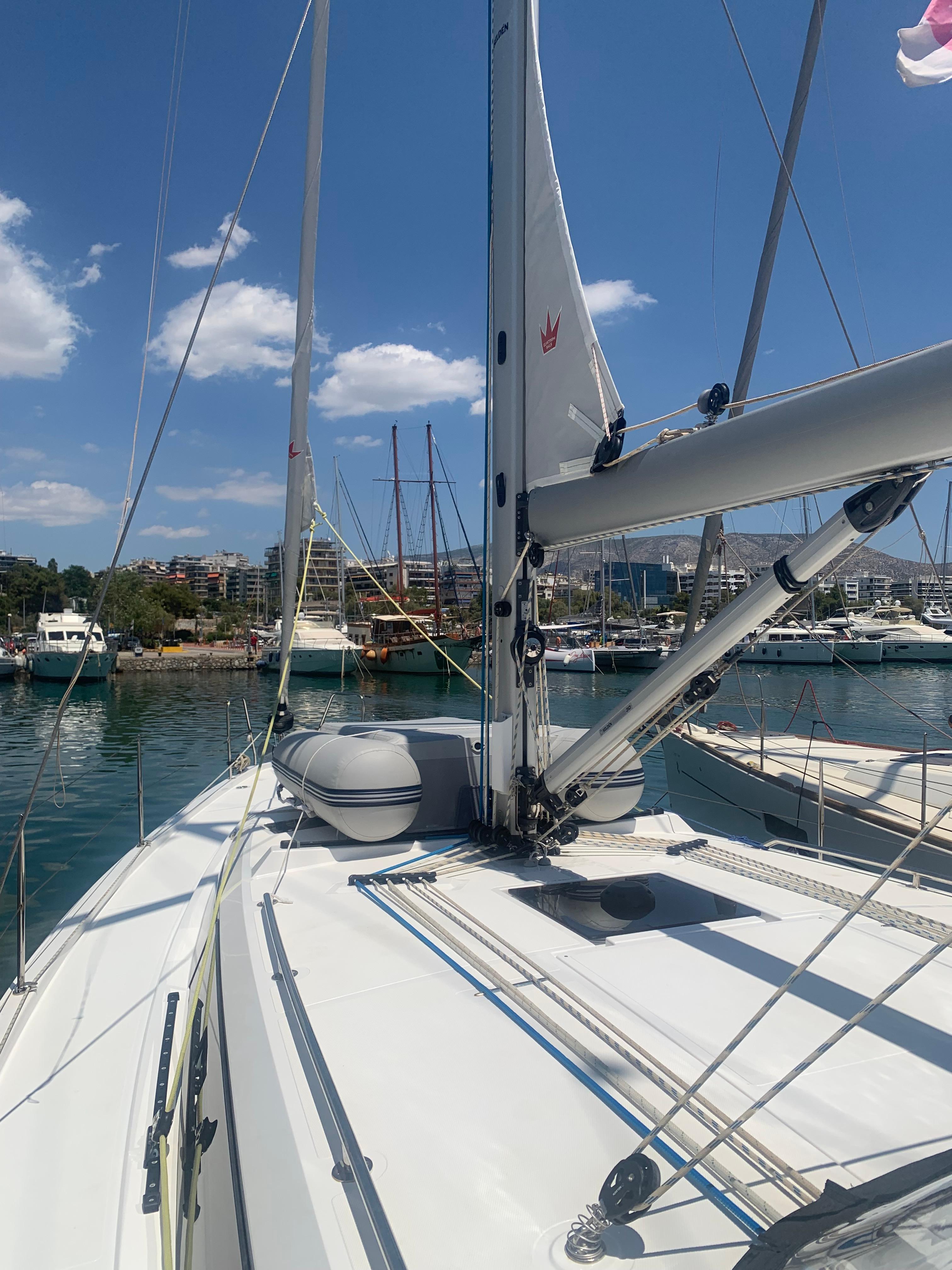 Bavaria C42, picture 6