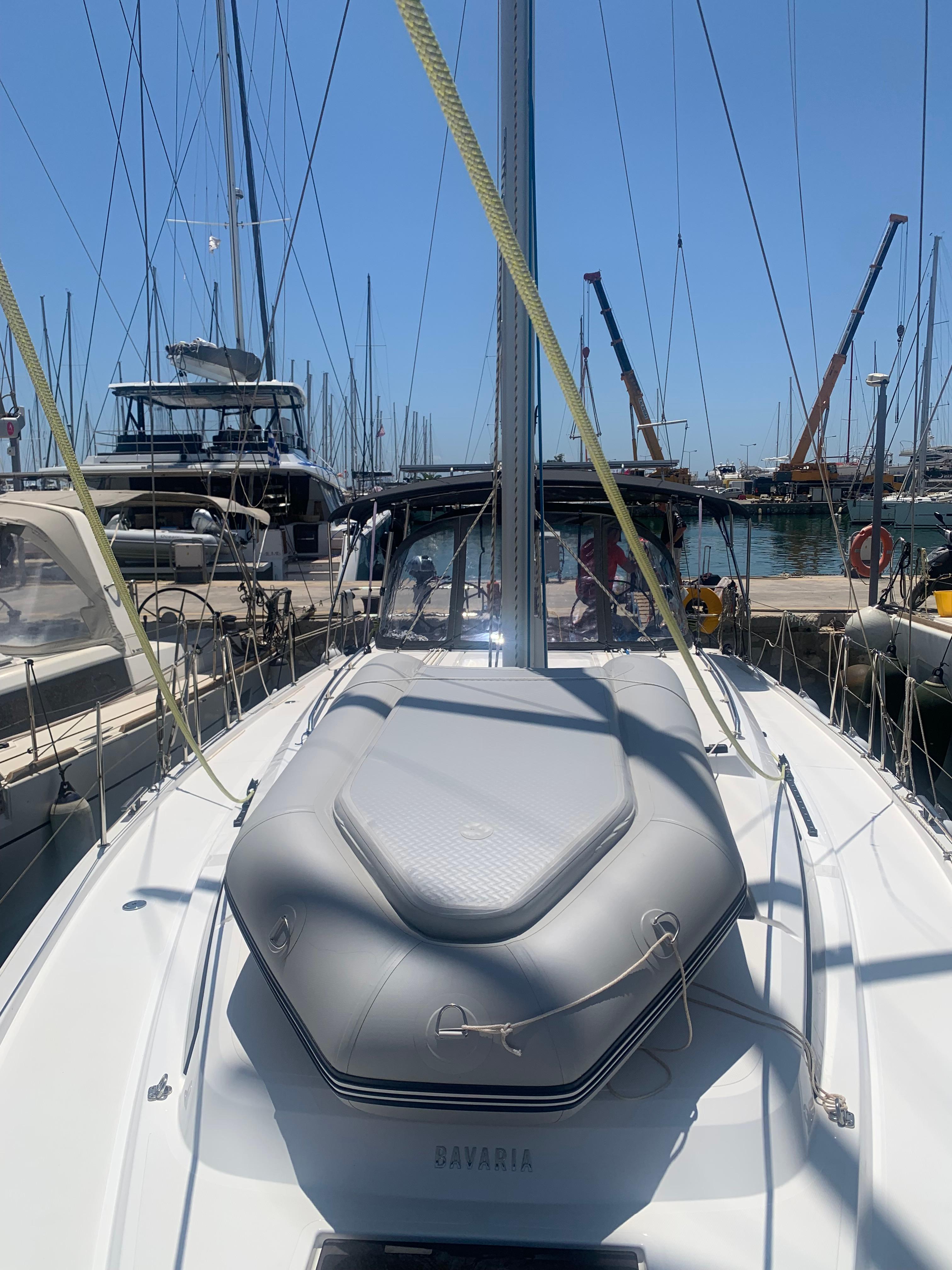 Bavaria C42, picture 5