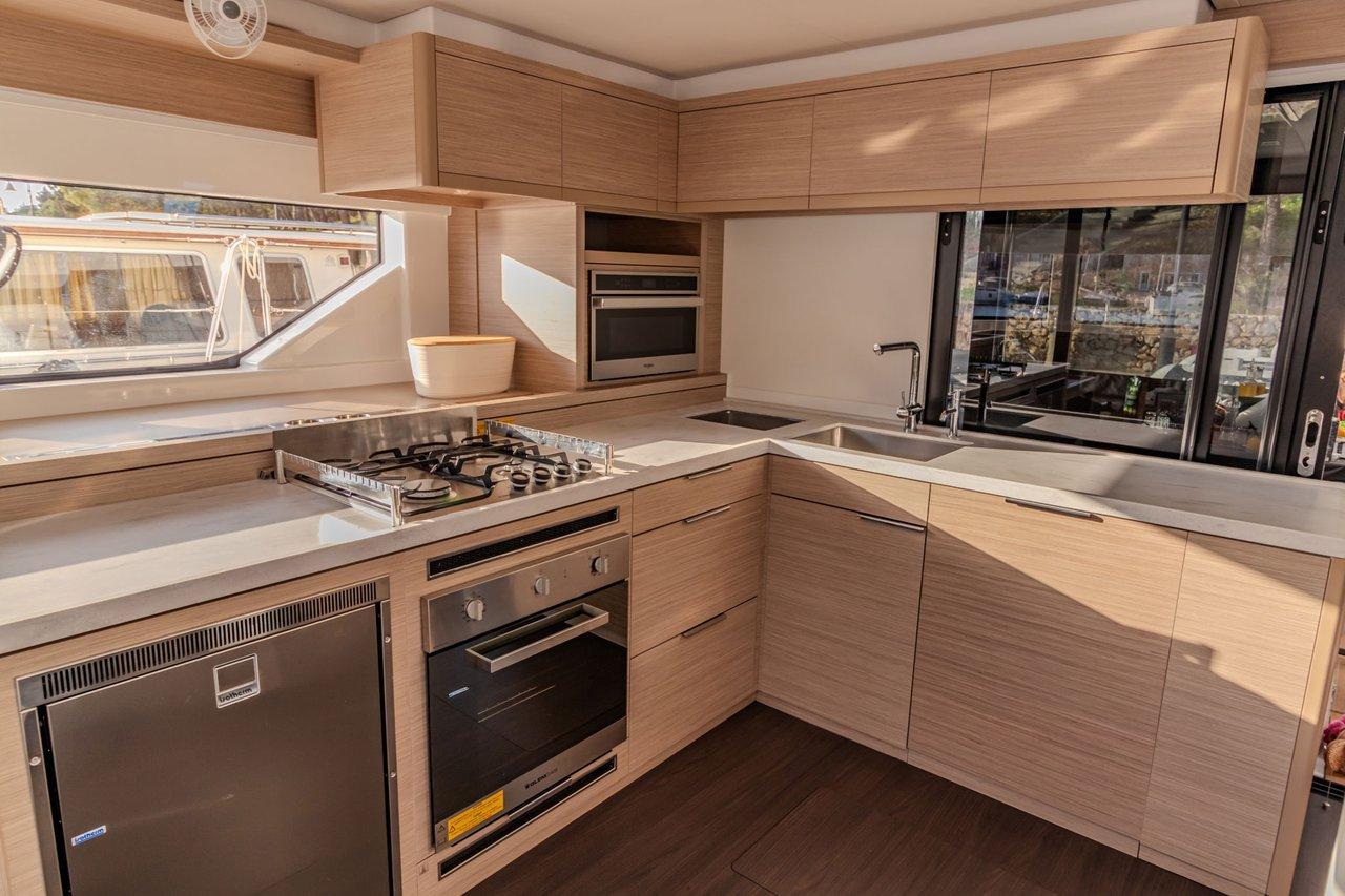 Lagoon 55 - 4 cab., picture 16