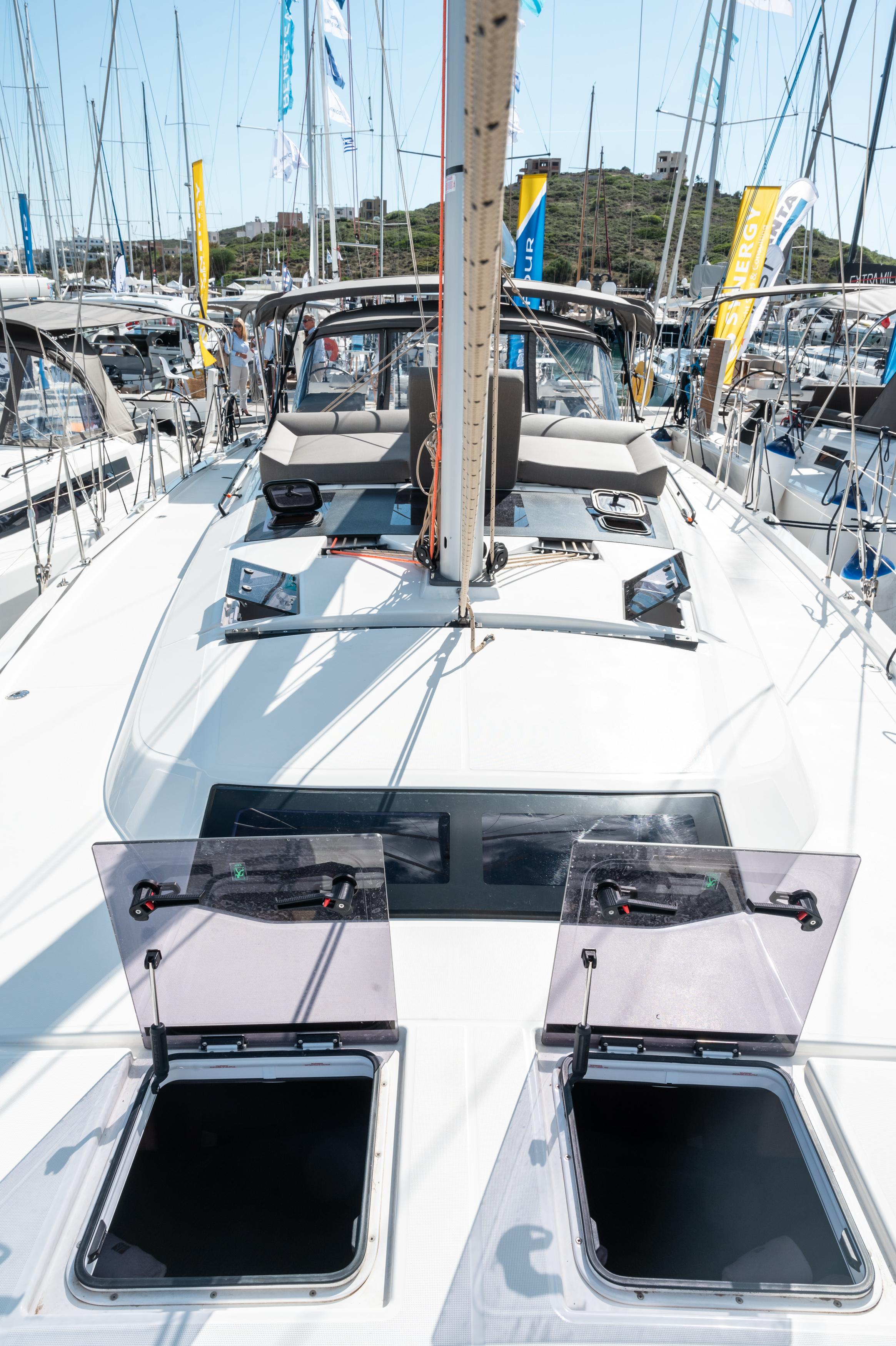 Dufour 470 - 4 + 1 cab., picture 4