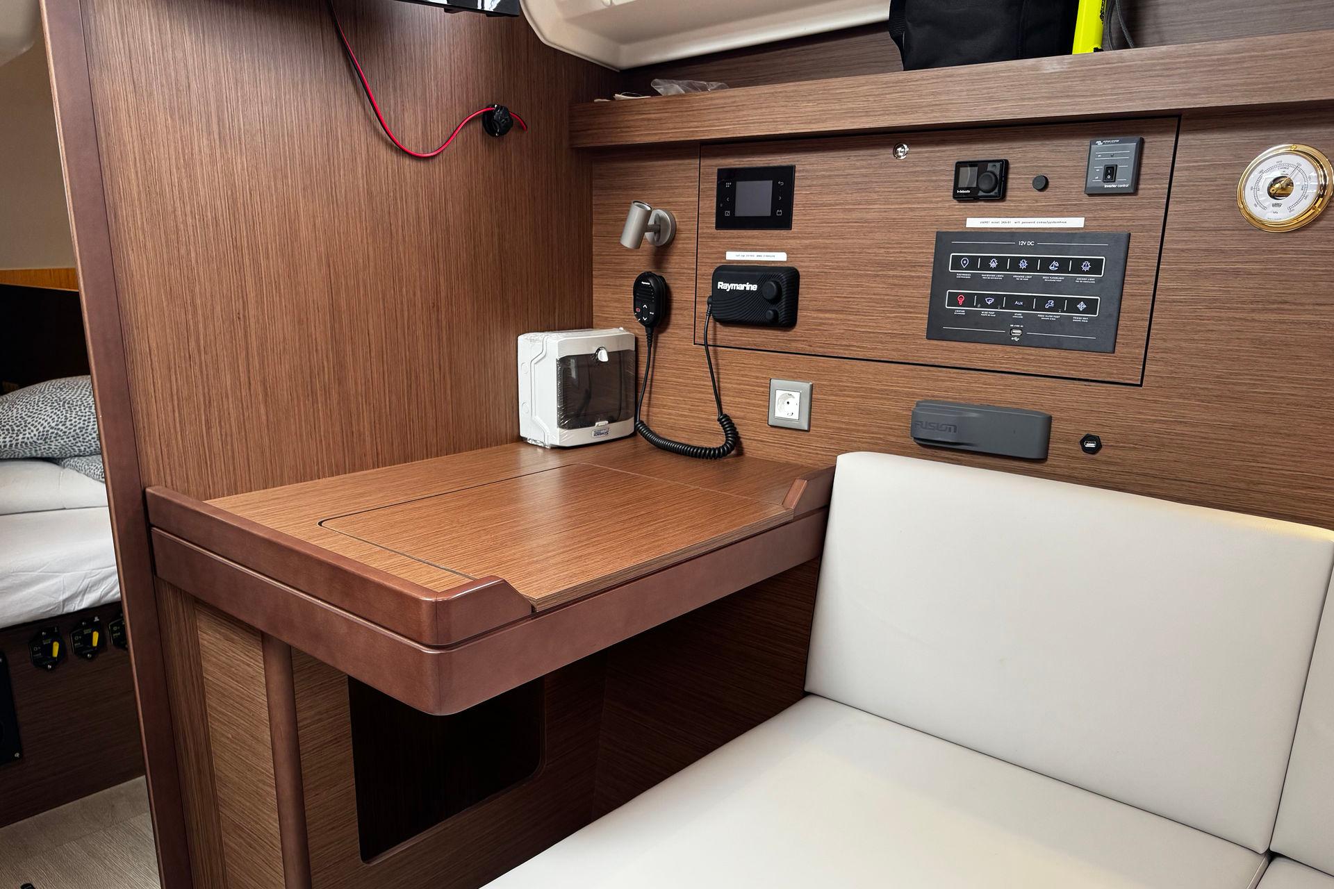 Oceanis 40.1 - 3 cab., picture 12