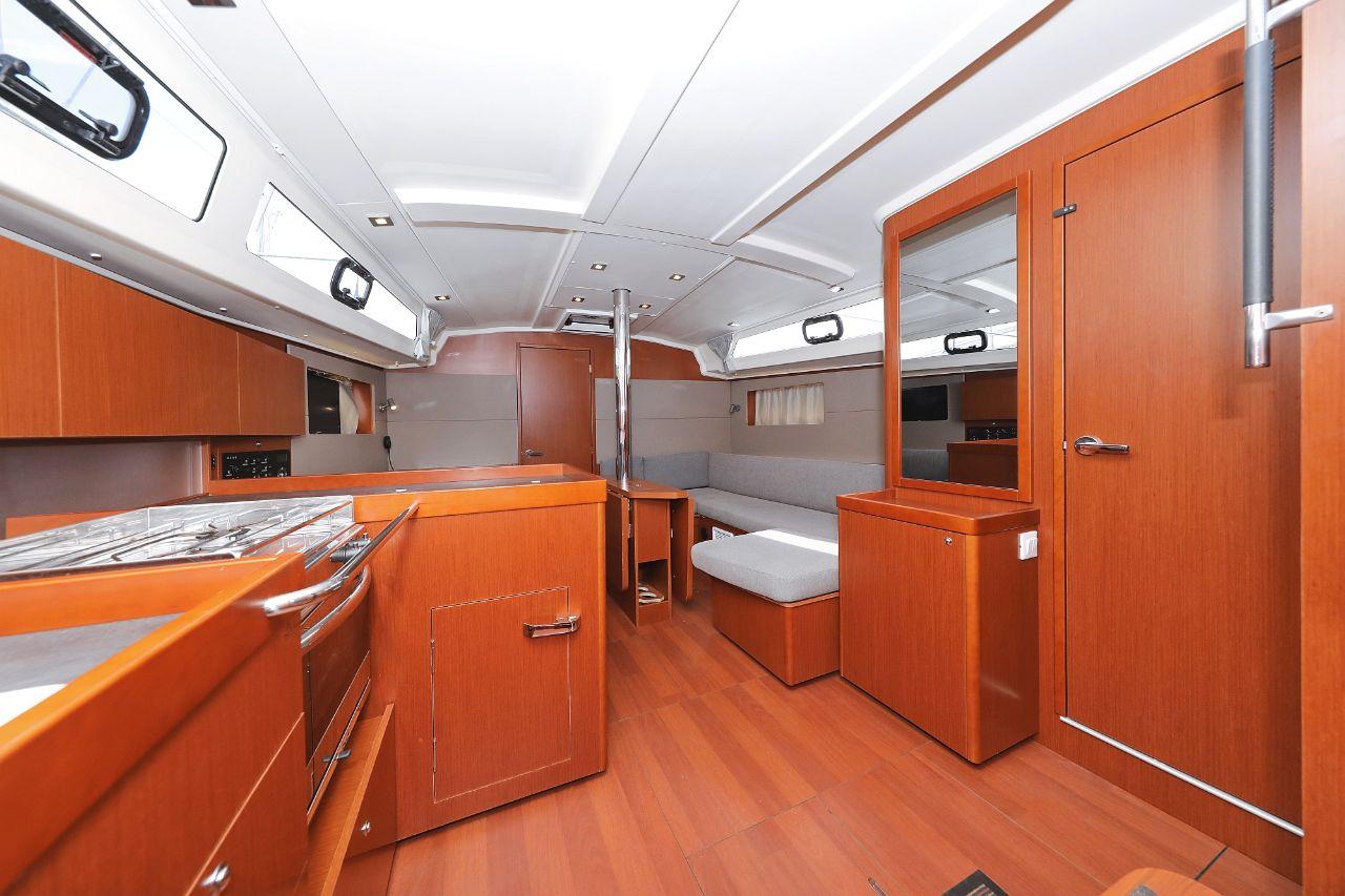 Oceanis 41.1, picture 22