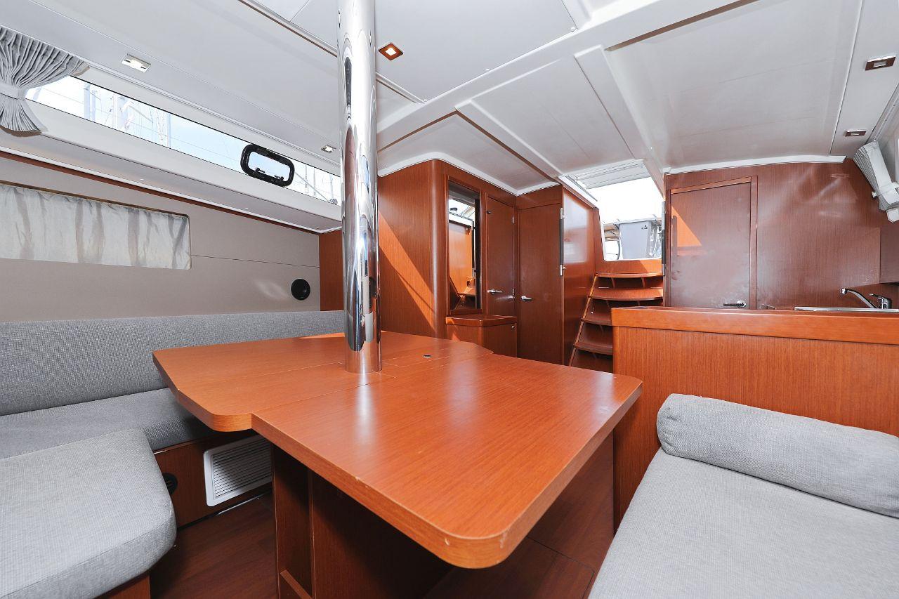 Oceanis 41.1, picture 27