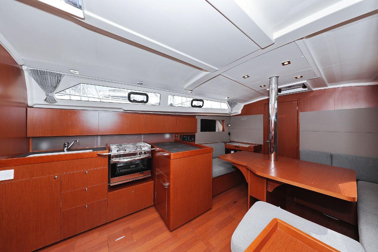 Oceanis 41.1, picture 29