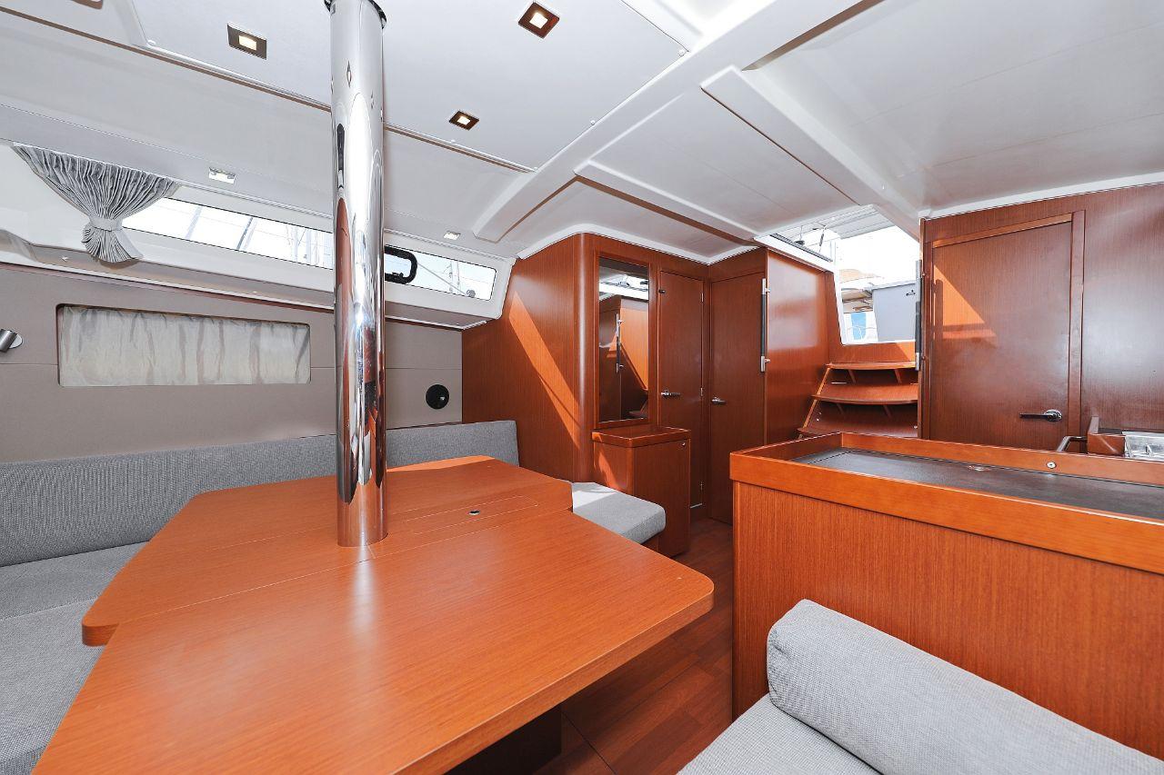 Oceanis 41.1, picture 28