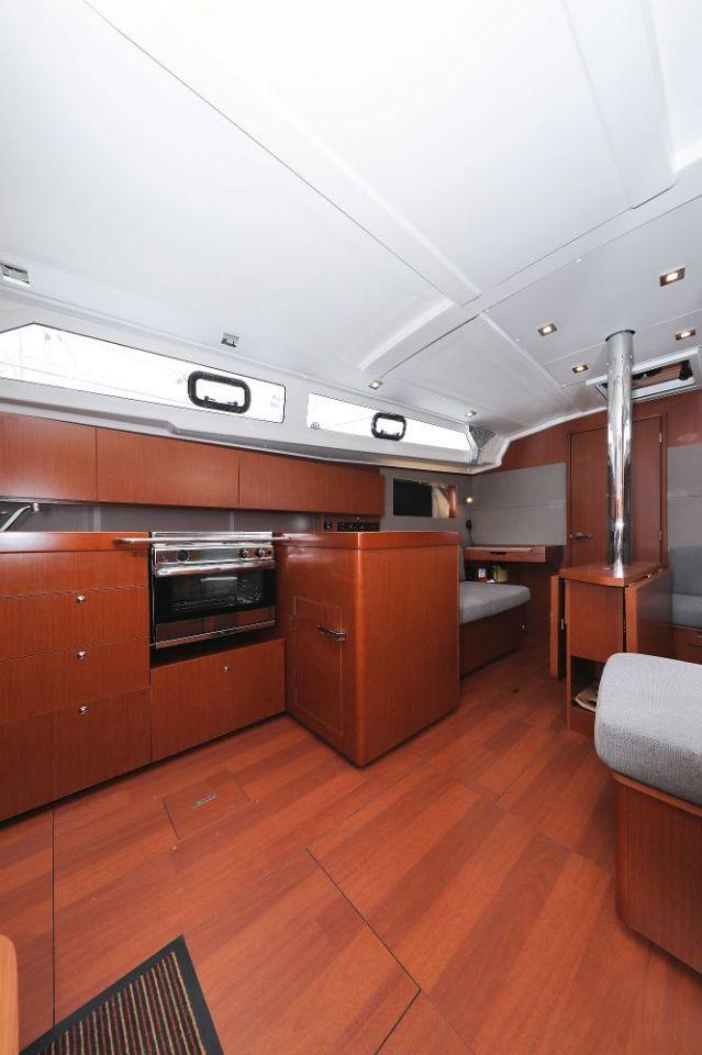 Oceanis 41.1, picture 20