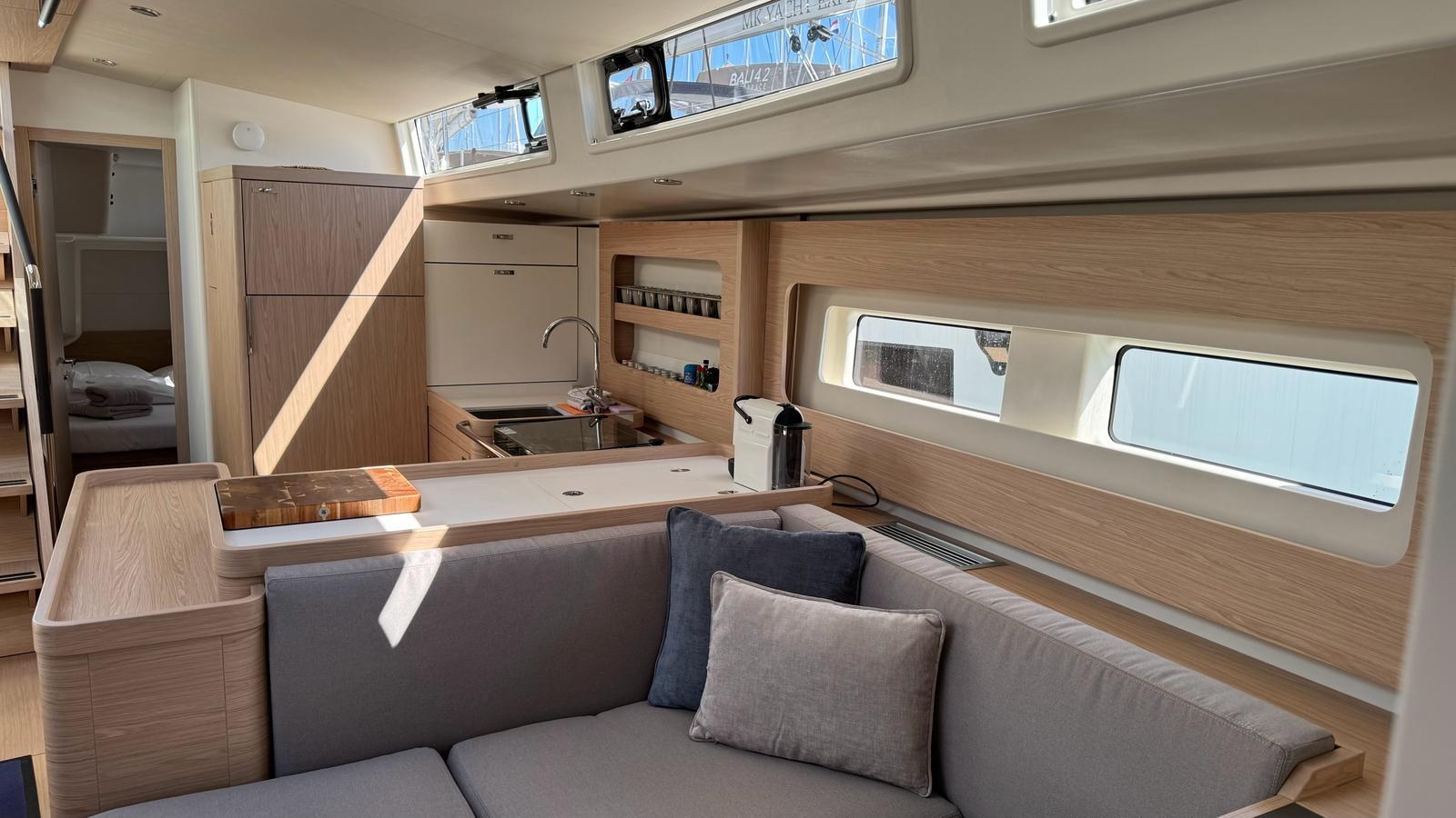 Oceanis 54 - 3 + 1 cab., picture 9