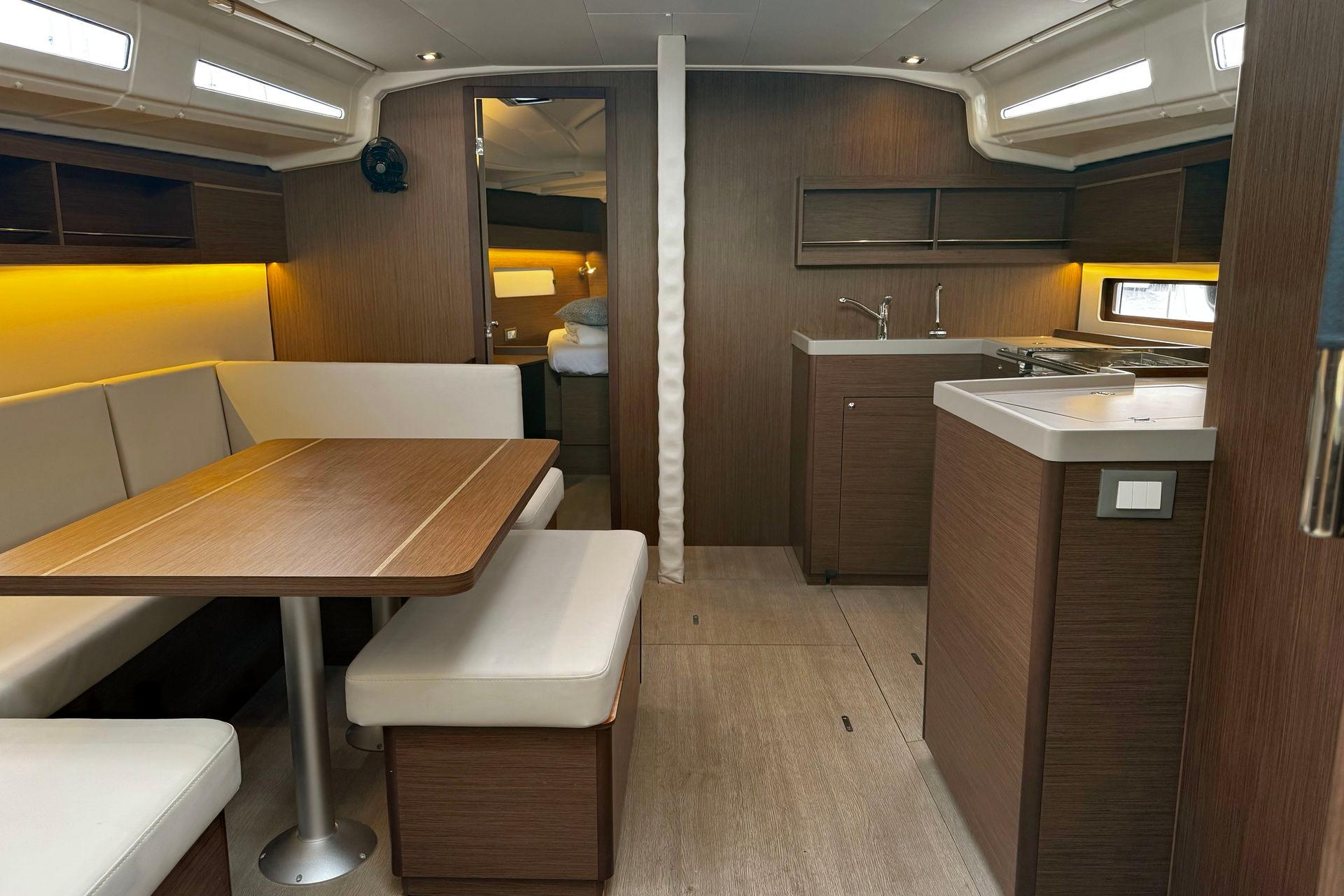 Oceanis 40.1 - 3 cab., picture 10