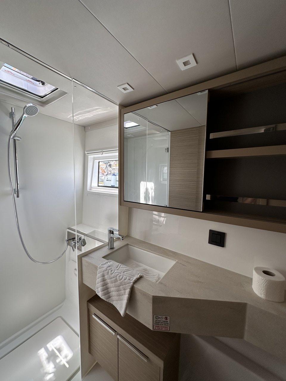 Lagoon 46 - 4 + 2 cab., picture 23